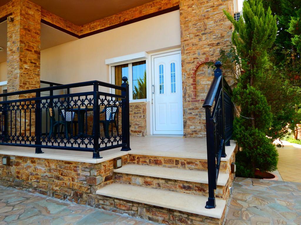 Panorama Apartments And Studios Chrisi Ammoudia Exteriör bild